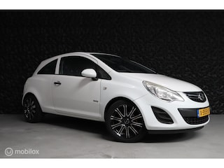 Opel Corsa 1.2 EcoFlex Selection | Airco | APK t/m 05-2027 |