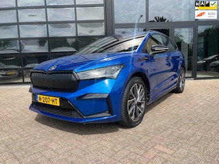 Skoda Enyaq iV 80 Founders Edition Black, Panodak, Head-Up
