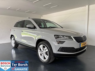 Skoda Karoq 1.5 TSI ACT Sportline Business, AUTOMAAT ,PANO,T-HAAK,Virtual cockpit