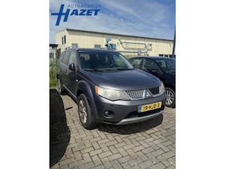 Mitsubishi Outlander 2.2 DI-D 156 PK 7-PERS INSTYLE *MOTOR DEFECT!* EXPORT | HANDEL