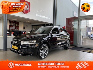 Audi Q3 1.4 TFSI CoD S-LINE Design Pro Line Plus,Automaat,Navigatie,Parkeerassistent,Spraakbediening,Trekhaak Elektrisch,Climate&Cruisecontrol,Comfortstoelen met Stoelverwarming,Keyless,V&A Sensoren,19 Inch Lmv