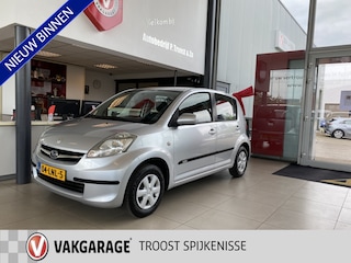 Subaru Justy 1.0 Black & White,Leder,5 Zits,Dealeronderhouden,Airco,Trekhaak,Elektrischpakket,