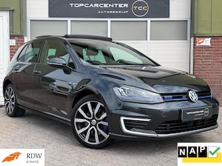 Volkswagen Golf 1.4 TSI GTE/PANO/CAMERA/STOELV/PARKS/APK/NAP