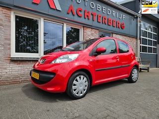 Peugeot 107 1.0-12V XS Airco! 5-Deurs! NAP! Leuke Auto!