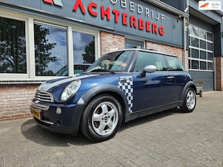 Mini Cooper 3-Deurs 1.6 Park Lane Xenon! Panorama/Schuifdak! Leuke Auto! Airco!