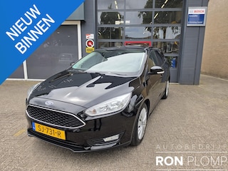Ford Focus Wagon 1.0 Lease Edition / Airco/ Navigatie/ Cruise/ Apple carplay/ PDC