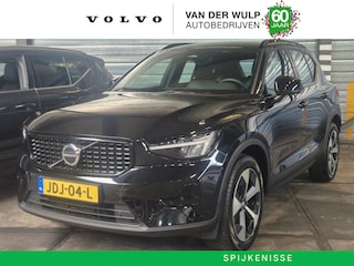 Volvo XC40 B4 197PK Plus Dark | Trekhaak | Allseason Banden |19'' | Verwarm