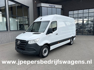 Mercedes-Benz Sprinter 315 CDI L2 H2 RWD Pro MBUX / Trekhaak / Camera / Cruise control / Airco / 270 Graden achterdeuren