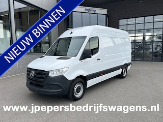 Mercedes-Benz Sprinter 315 CDI L2 H2 RWD Pro MBUX / Trekhaak / Camera / Cruise control / Airco / 270 Graden achterdeuren