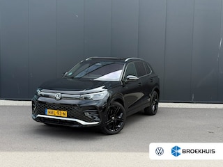 Volkswagen Tiguan 1.5 eHybrid R-Line Edition | Panorama | Harman & Kardon | HUD | 360 Camera | Leder | Trekhaak |