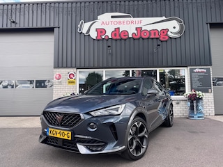 Cupra Formentor 1.4 e-Hybrid VZ 245PK Copper edition VZ stuurwiel Trekhaak Camera Blindspot Carplay etc!