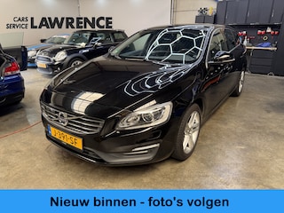 Volvo V60 1.5 T3 Momentum Trekhaak | Navi | Bleu-Tooth | Goed onderhouden % Bovag Occasion Partner %