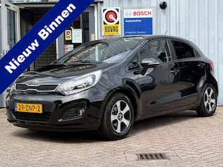 Kia Rio 1.2 CVVT Design Edition | AIRCO | CRUISE | PDC | LICHTMETAAL VELG | NW APK |