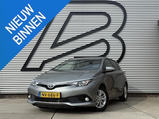 Toyota Auris 1.8 Hybrid Lease Pro 2e Eigenaar|Navi|Clima|Cruise|Camera|Trekhaak|Elek ramen|APK tot 02-2027