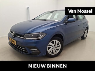 Volkswagen Polo 1.0 TSI Style 95 PK| Parkeersensoren | Achteruitrijcamera | LED Matrix | Stoelverwarming | Climatronic | Apple Carplay | Android Auto | 15 Inch Lichtmetalen Velgen