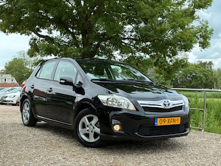 Toyota Auris 1.8 Full Hybrid Business | Cruise + Clima nu € 7.975,-!!!