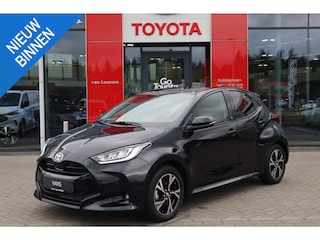 Toyota Yaris HYBRID 115 FIRST EDITION STOEL/STUURVERW DRAADLOOS-LADEN APPLE/ANDROID KEYLESS CLIMA AD-CRUISE 16" LM-VELGEN