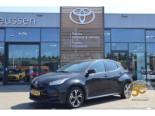 Toyota Yaris HYBRID 115 FIRST EDITION STOEL/STUURVERW DRAADLOOS-LADEN APPLE/ANDROID KEYLESS CLIMA AD-CRUISE 16" LM-VELGEN