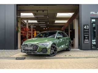 Audi A3 Sportback 35 TFSI 3X S-Line | Keyless| Pano | Matrix-Led | 19 Inch Rs Velgen | 360-Camera|Zelf Parkeren|Dode Hoek Sensor|