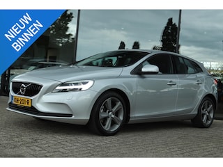 Volvo V40 2.0 T3 MOMENTUM | STANDKACHEL | TREKHAAK | LED | STOELVERW. | NAVI