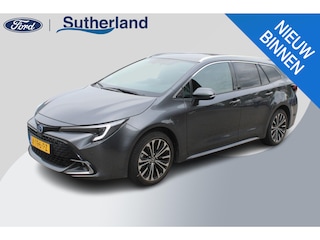 Toyota Corolla Touring Sports 1.8 Hybrid First Edition | Trekhaak | Adaptieve Cruise Control | Stoelverwarming | 17 Inch Lichtmetalen Velgen | Electrische achterklep