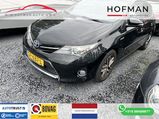 Toyota Auris 1.8 Hybrid Lease