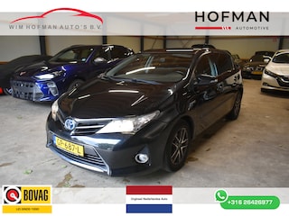 Toyota Auris 1.8 Hybrid Lease