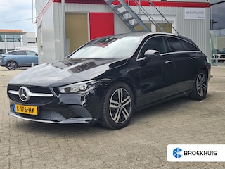 Mercedes-Benz CLA Shooting Brake 180 Business Solution Luxury Voorstoelen verwarmd | Airco | Navi | 360 Camera | All Season banden |