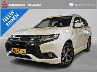 Mitsubishi Outlander 2.0 PHEV instyle+ Trekhaak, 360 camera, 4 seizoenbanden