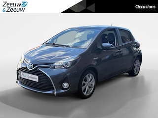 Toyota Yaris 1.5 Hybrid Dynamic | 12 Maanden BOVAG Garantie | Navigatie | Camera | Cruise Control | Climate Control | Lichtmetalen Velgen |