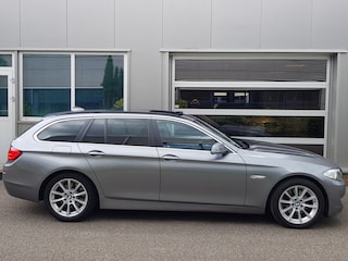 BMW 5-serie Touring 523i Aut8 PanoDak Leder Navi Xenon Zgoh