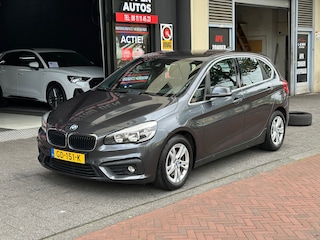 BMW 2-serie Tourer 218d Essential Automaat Navi