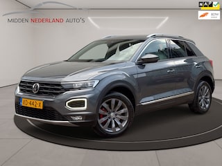 Volkswagen T-Roc 1.0 TSI Sport * LED * VIRTUAL COCKPIT * CARPLAY * RECENT GROOT ONDERHOUD *