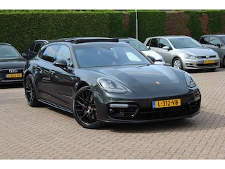 Porsche Panamera Sport Turismo 4.0 GTS / Panoramadak / Camera / Luchtvering / Softclose / Bose / Keyless / 21'' / Sportchrono+Design / Stoel+Stuurverwamring / Dodehoek / DAB / ACC