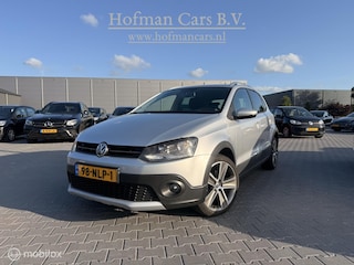 Volkswagen Polo Cross 1.2 TSI 105 PK | NAP | NL Auto | Trekhaak | All-Season Banden |