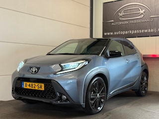 Toyota Aygo 1.0 VVT-i S-CVT Premium Apple Carplay, ACC, JBL, Achteruitrijcamera, Parkeersensoren, Stoelverwarming, Trekhaak