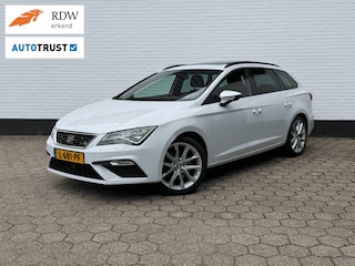 Seat Leon ST 1.8 TSI FR l PANODAK l TREKHAAK l CAMERA l 18''