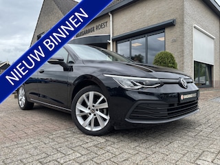 Volkswagen Golf 5DRS 1.0 eTSI Automaat Life Business Carplay / Full LED / Digi-dash