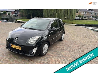 Renault Twingo 1.2-16V Expression ( Levering met nieuwe APK )