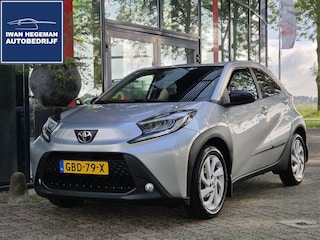 Toyota Aygo 1.0 VVT-i MT first | Climate Control | Navigatie via Apple Carplay | Stoelverwarming | Parkeercamera | Cruise Control