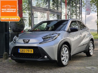 Toyota Aygo 1.0 VVT-i MT first | Climate Control | Navigatie via Apple Carplay | Stoelverwarming | Parkeercamera | Cruise Control