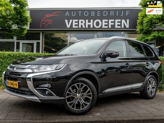 Mitsubishi Outlander 2.0 Connect Pro - AUTOMAAT - 360 PARKEER CAMERA - APPLE CARPLAY - TV SCHERM - STOEL / STUUR VERW !