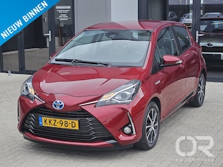 Toyota Yaris 1.5 Hybrid Design Red Navi Camera Stoelvw