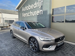 Volvo V60 2.0 T6 Plug-in hybrid AWD Ultra Bright pano head up 360° camera