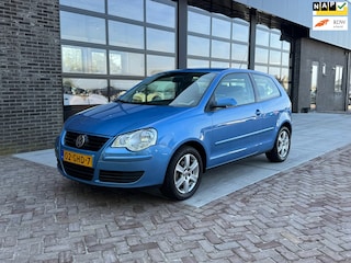 Volkswagen Polo 1.4-16V Comfortline | 59.000KM! NAP | Cruise | PDC | Airco |