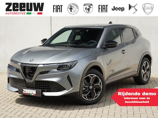 Alfa Romeo Junior Elettrica Speciale 54 kWh | Techno Pack | Navi | Camera | 18"