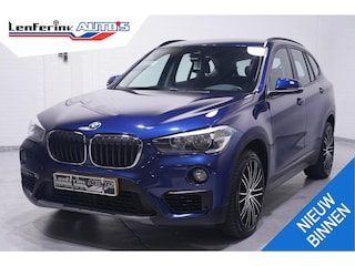 BMW X1 sDrive18i Advantage Navi Sportstoelen Clima Stoelverwarming PDC v+a 19 Inch velgen