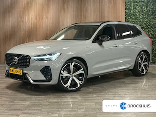 Volvo XC60 T8 AWD Recharge Ultra Dark | Luchtvering | Trekhaak | 360° Camera | 455pk | Head-Up Display | Harman Kardon | Adaptieve Cruise Control | Stoelverwarming voor+achter | Stuurwielverwarming | Schuifdak | Full LED Meesturende koplampen | Pilot Assist | BLIS Dode Hoek Detectie | Elektrische voorstoelen geheugen | Lederen bekleding | Zitting verlenging voorstoelen | Lederen dashboard | 21 Inch | Google Infotainment | Keyless Drive | Elektrisch bedienbare achterklep | DAB Radio | Apple Carplay/Android Auto | Alarm Klasse III | Draadloos telefoon opladen | Volvo On Call met mobiele App functie | Vapour Grey Metallic |