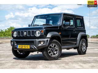 Suzuki Jimny 1.5 Stijl | 4 Persoons | Airco/Clima | Cruise Control | Navigatie | Stoelverwarming | Trekhaak |