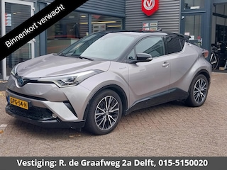 Toyota C-HR 1.8 Hybrid Executive Limited Bi-Tone | Navigatie | Stoelverwarming | Camera |
